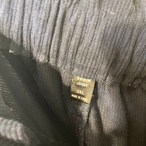 SHEIN Curve Navy Blue Corduroy Shorts Plus Size 3XL XXXL 3X - Picture 5 of 7